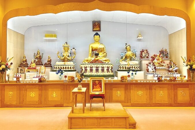 kadampa buddhist shrine with statues